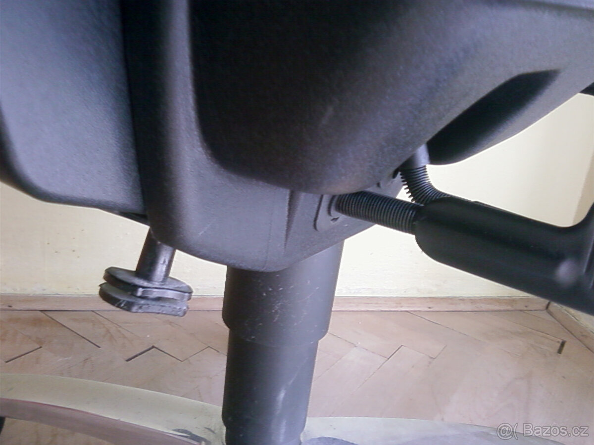 Kancelářské křeslo zn. Dauphin, chrom, černé čalounění - 7