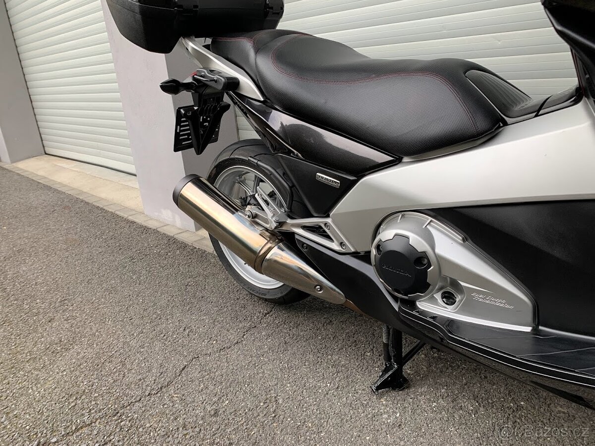 Honda NC 700 D Integra ABS SUPER STAV - 7