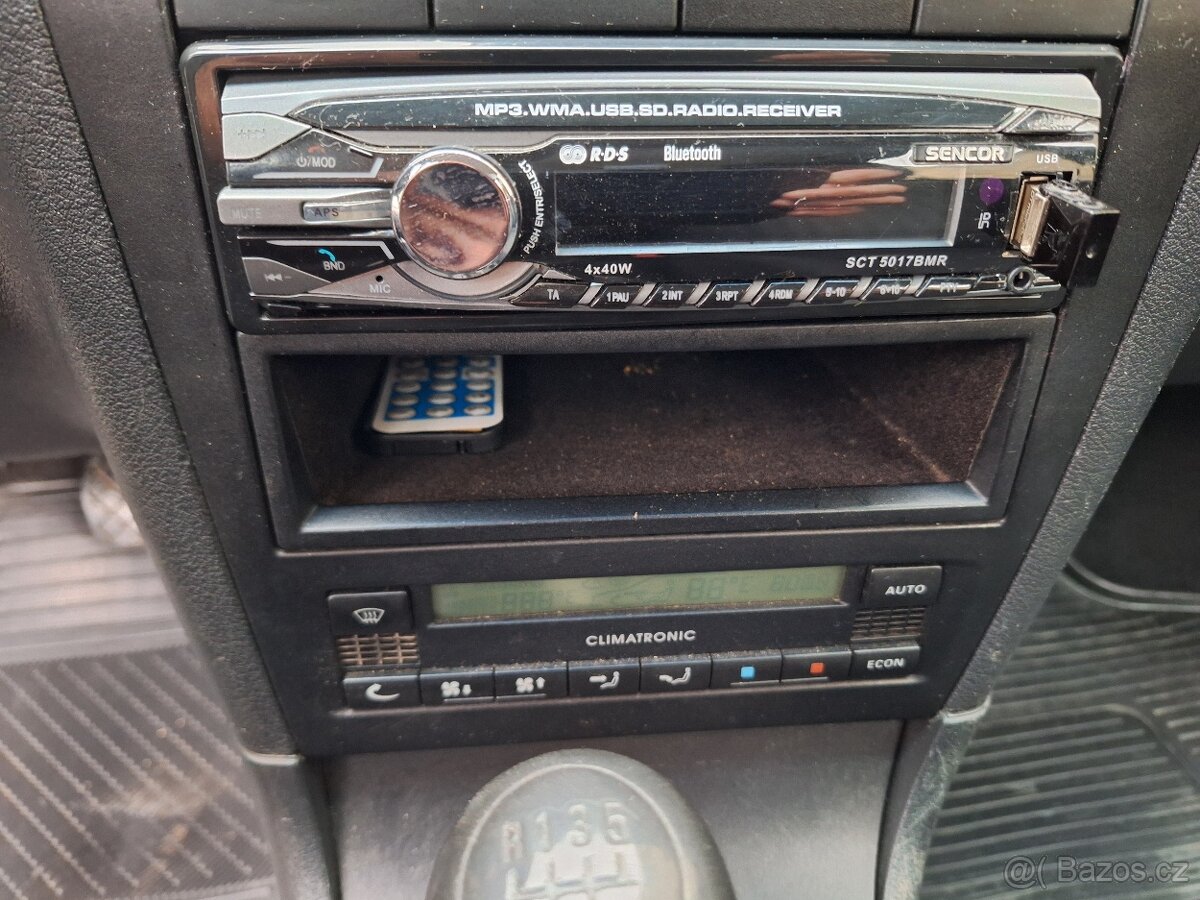 Prodám Škoda Octavia combi, 1,9TDI, r.v.2005 - 7