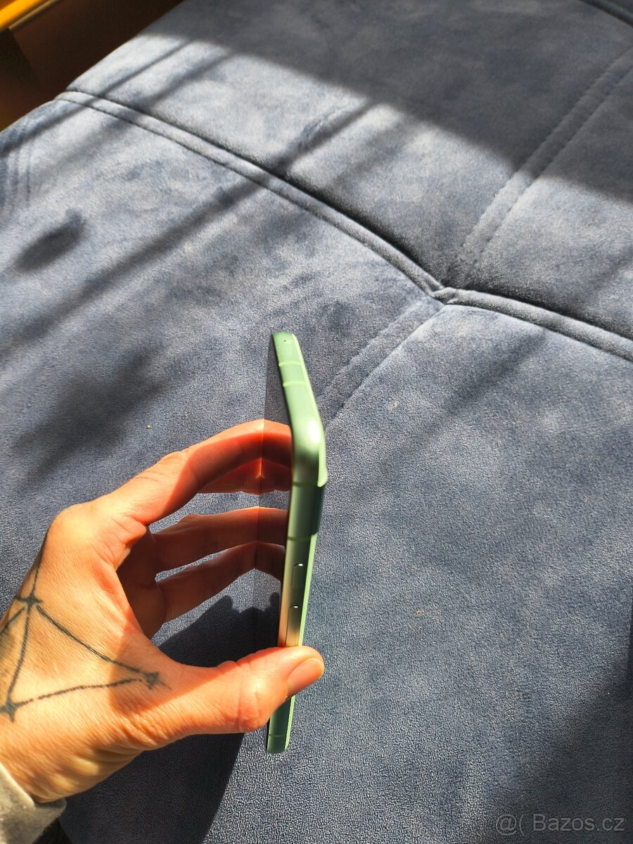 Zanovni Google Pixel 8a - 7