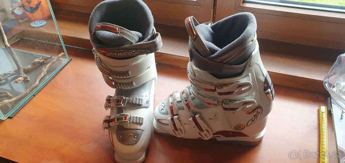 Dětské lyžáky Nordica, velikost 23,5 - 7