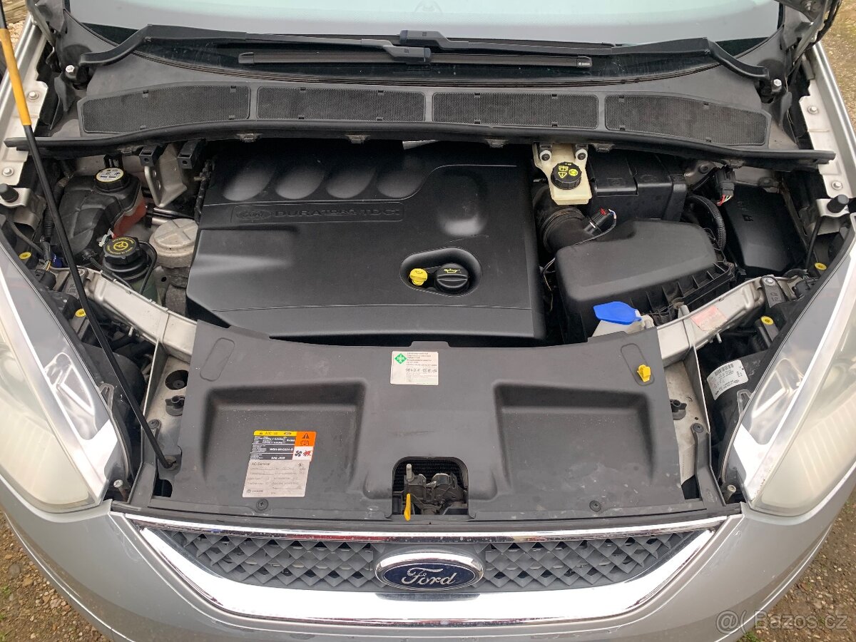 Ford Galaxy 2,0 tdi Novy model Facelift 7.mist - 7