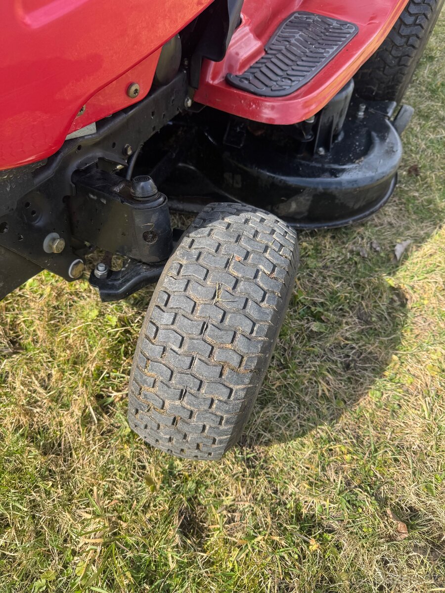 Zahradní sekací traktor - 7