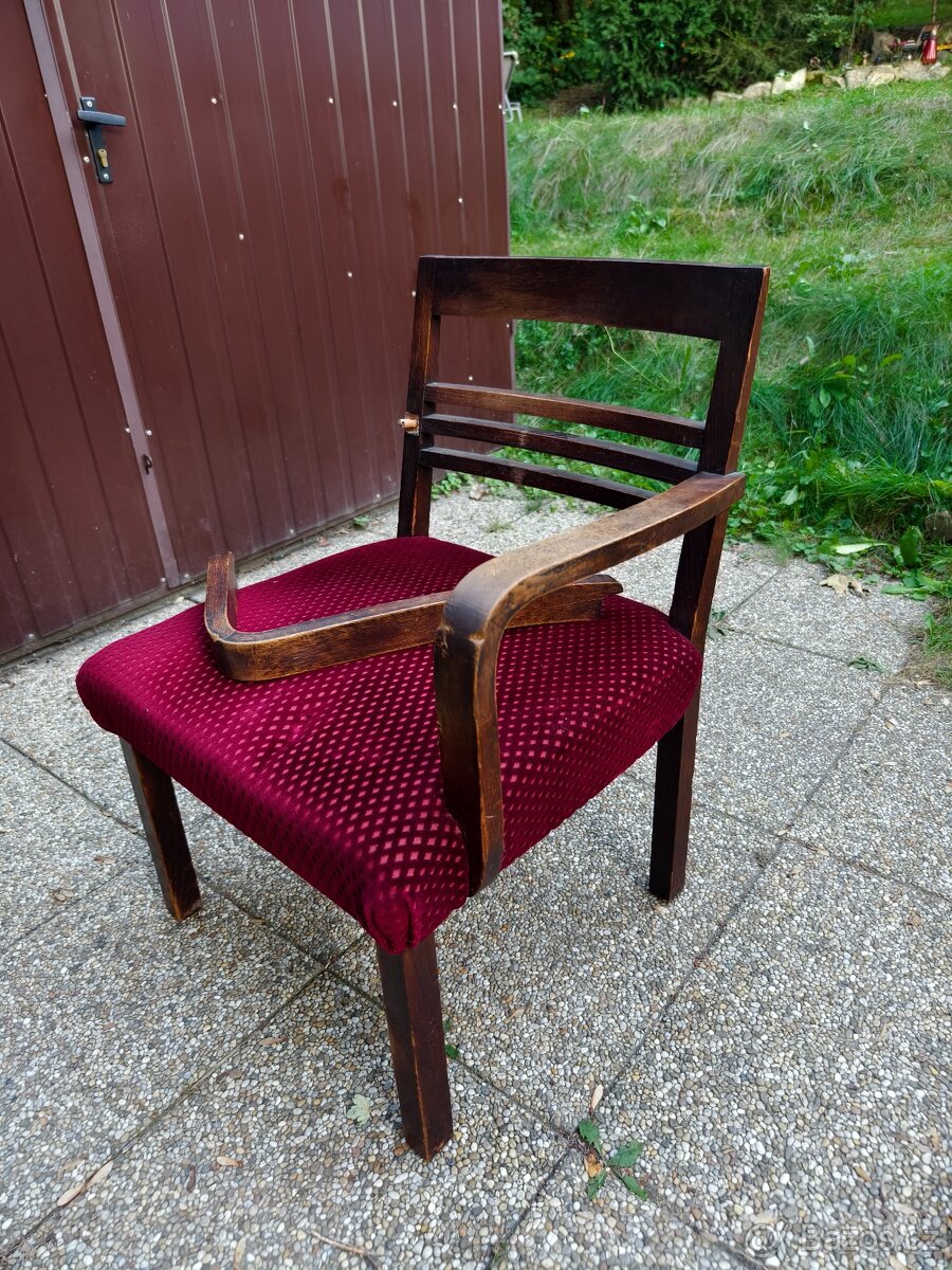 Starožitné křeslo k lehké renovaci - 7