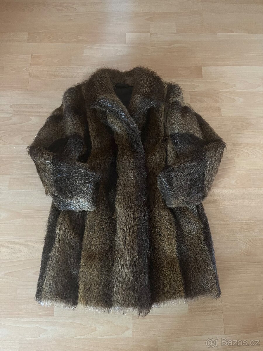 Kožich z pravé nutrie, vel. asi 42/44 - 7