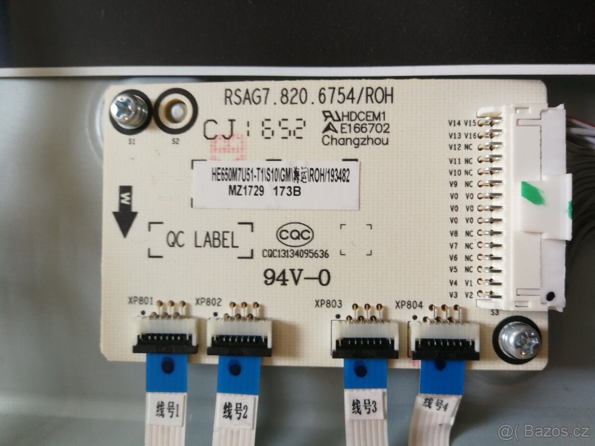 TV Hisense H65M7000 na ND, prasklý displej - 7