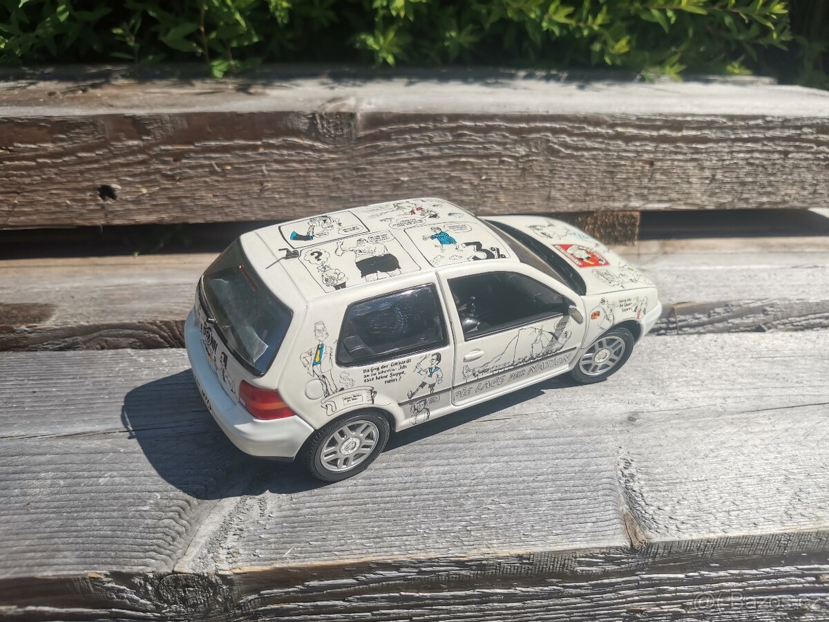 Volkswagen Golf IV 1:18 REVELL - 7