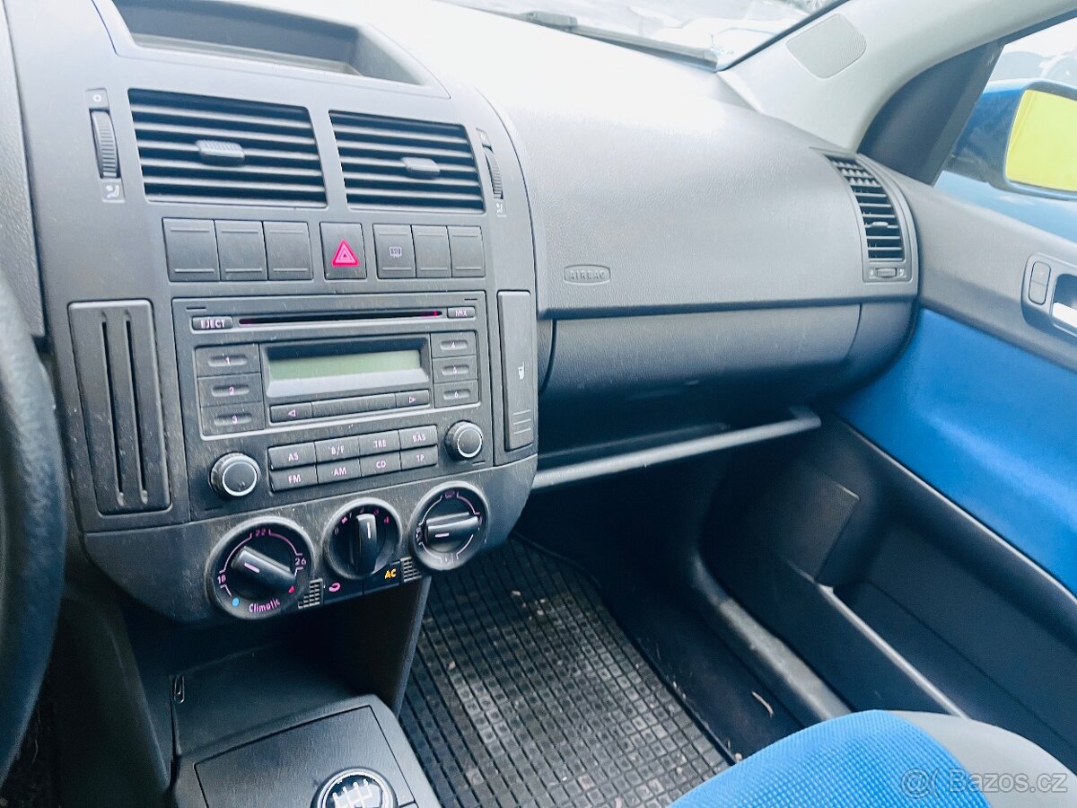 VOLKSWAGEN POLO 1.2 I BENZÍN - 7