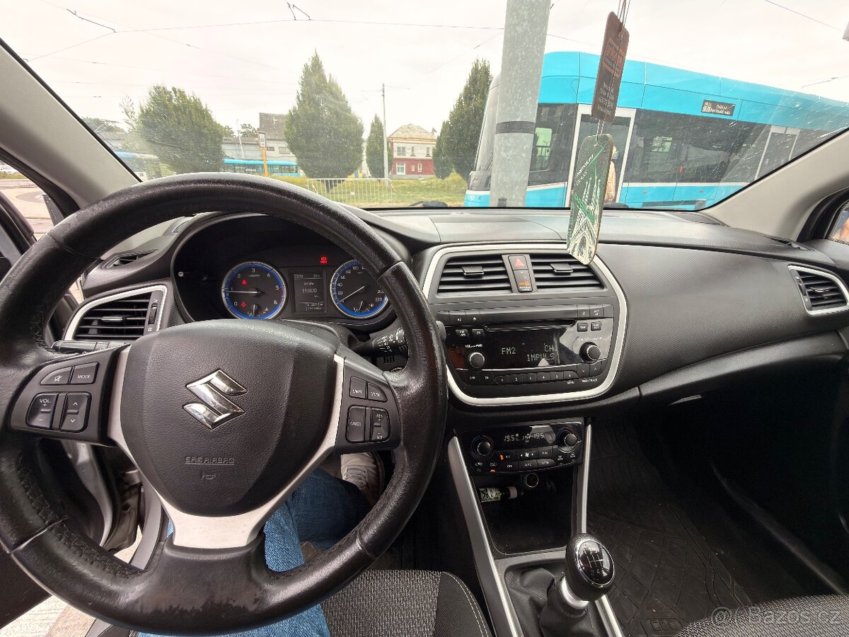 Prodám Suzuki SX4 S-Cross - 7