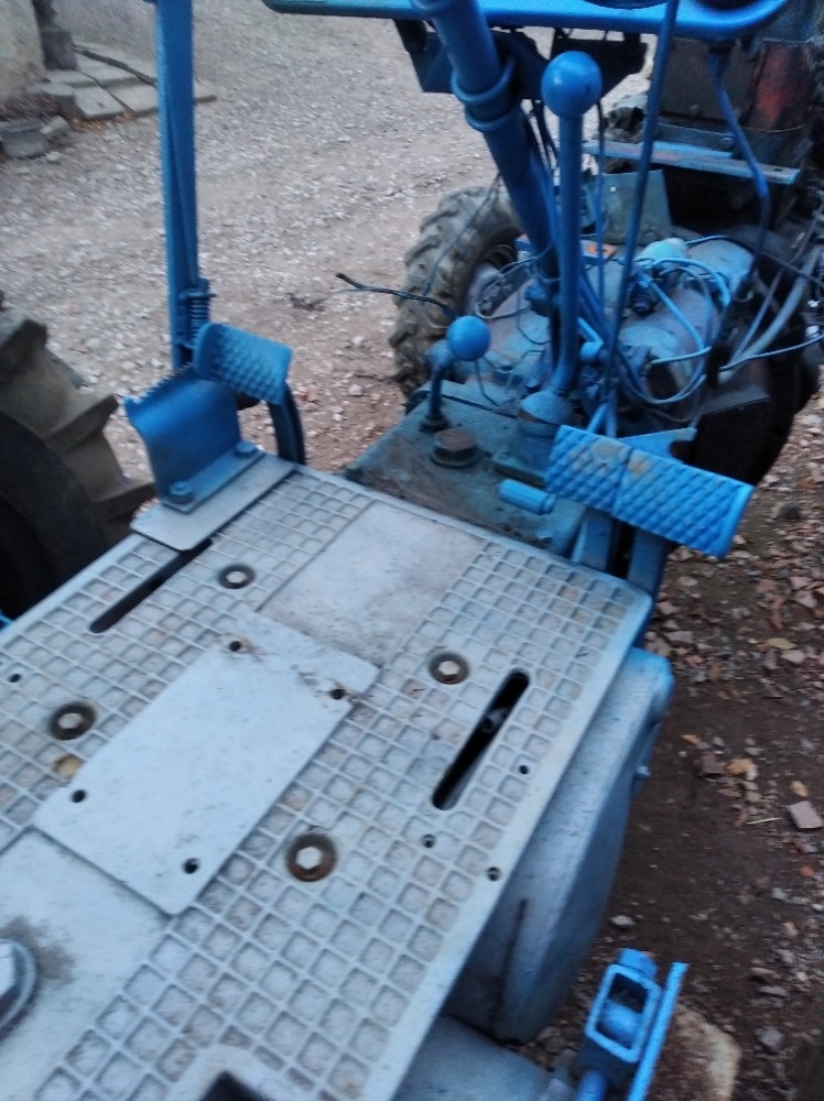 Prodám kulatou převodovku na ZETOR25N - 7