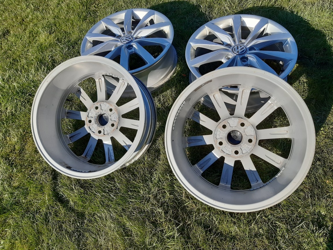 Krásné orig. Alu Volkswagen roztec 5x112 17 ET48 - 7