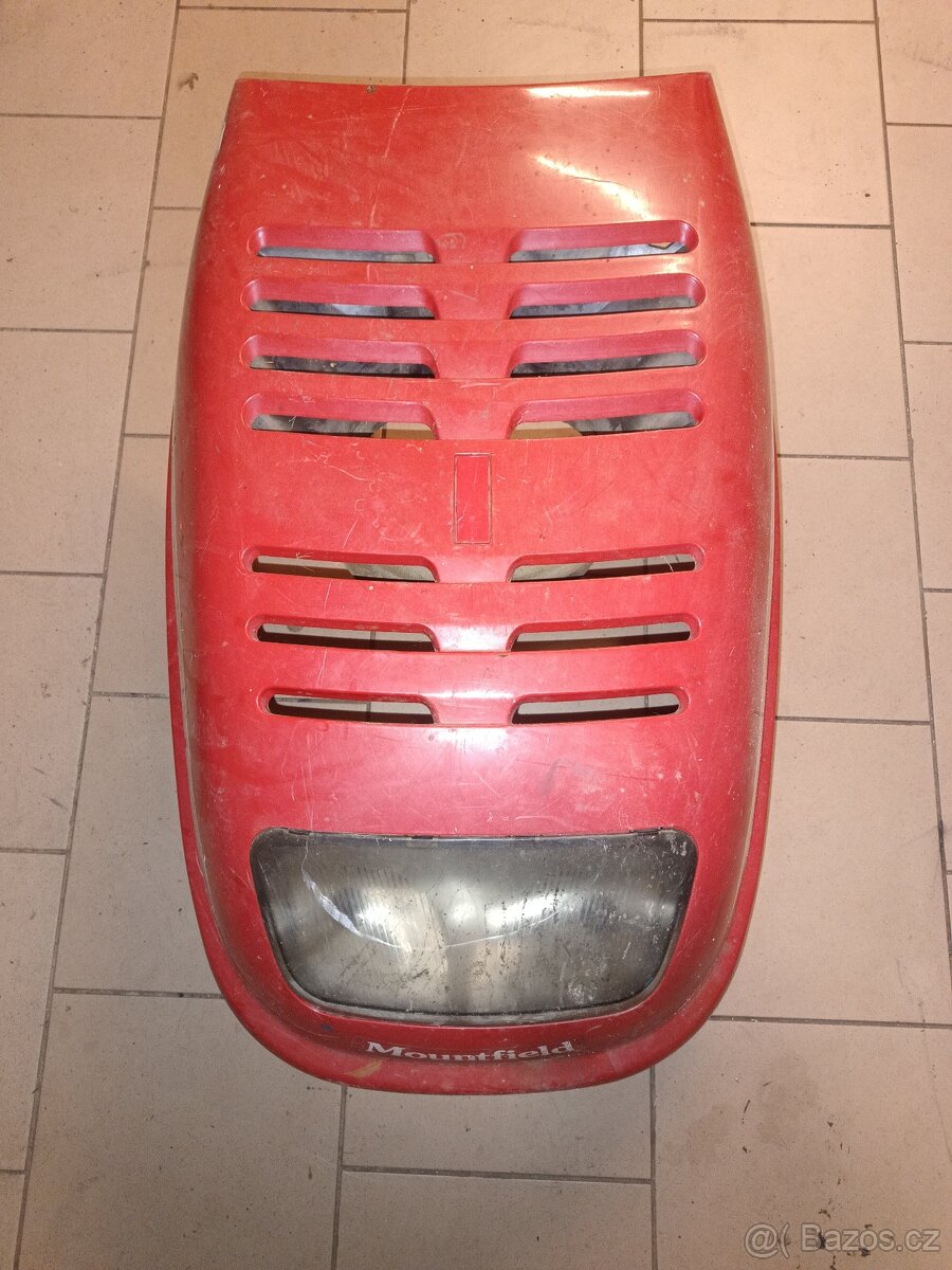 Plasty zahradní traktůrek - 7