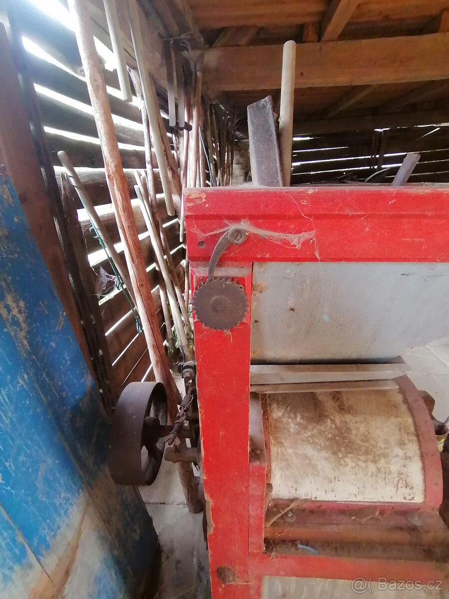 Prodám historický šroťák - 7