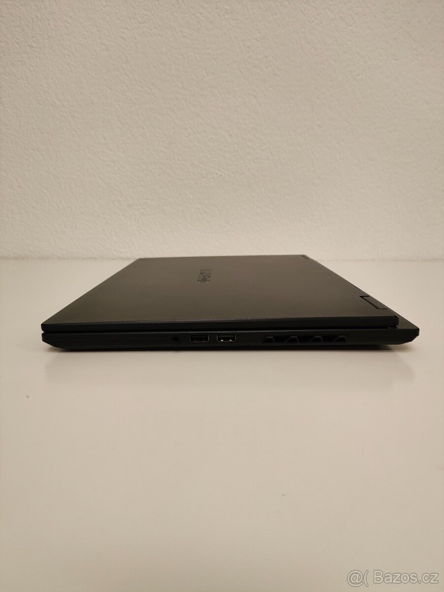 Gigabyte A16 i7‑13620H | RTX4050 | 16GB RAM - 7