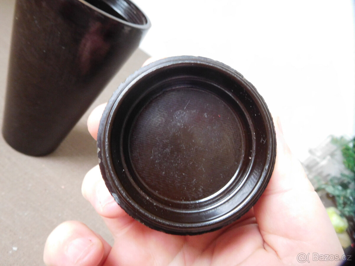 BAKELITOVÉ POUZDRO NA ROZNĚTKU - 7