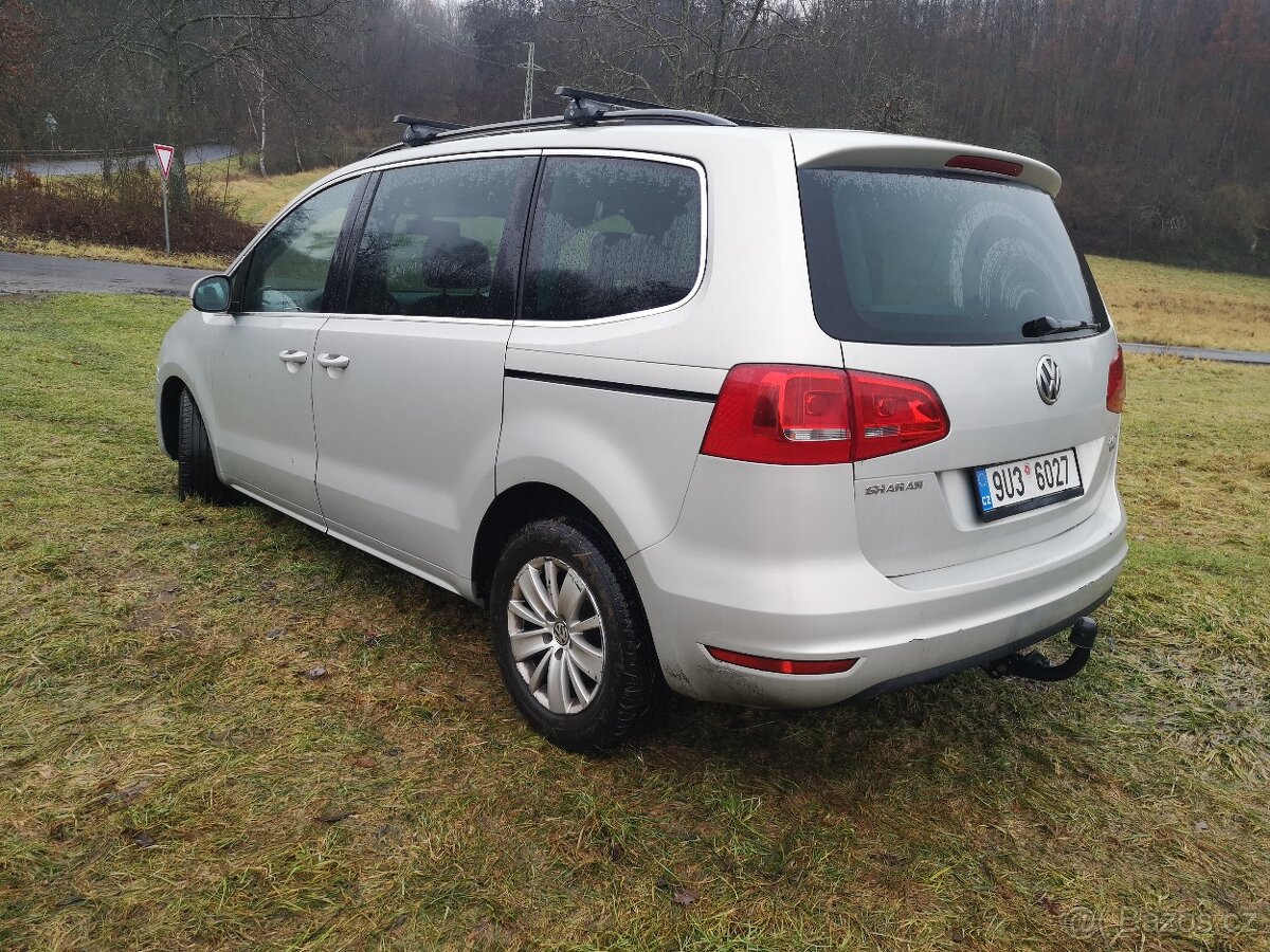 VOLKSWAGEN SHARAN AUTOMAT DSG 2.0TDi DPH 7MÍSTNÉ - 7