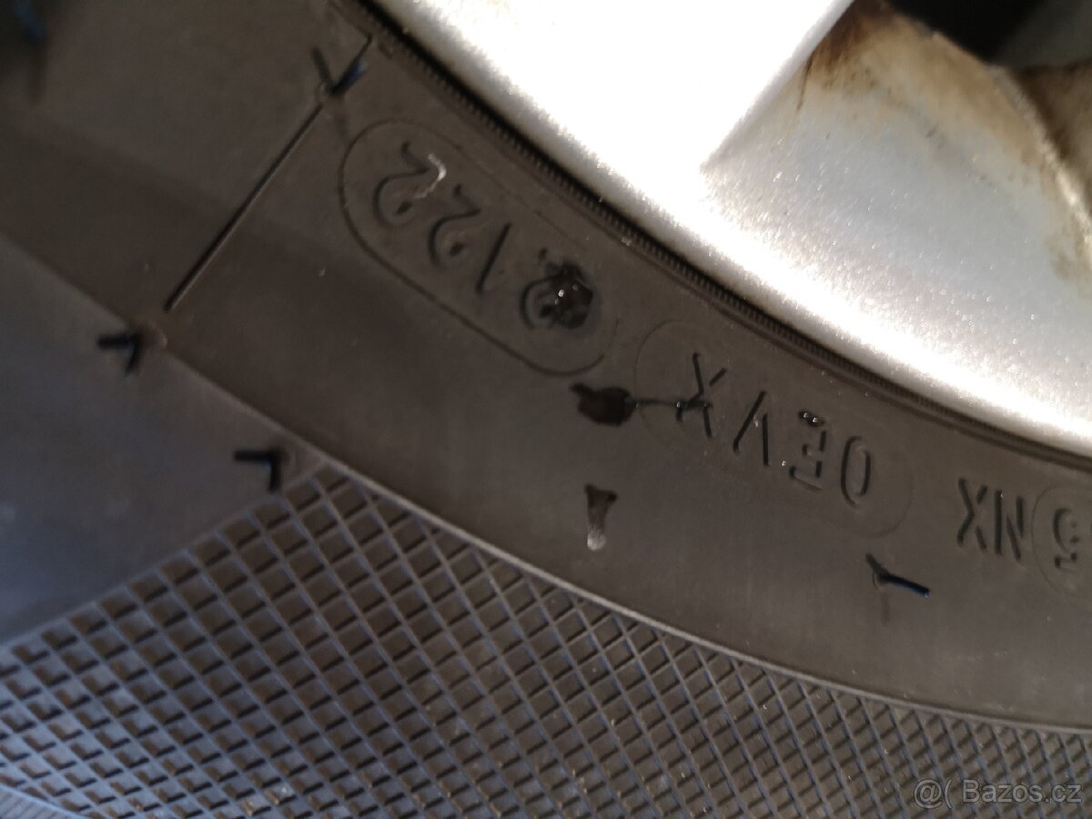 Citroen Berlingo, C4 alu + celoroční 185/65/15. - 7