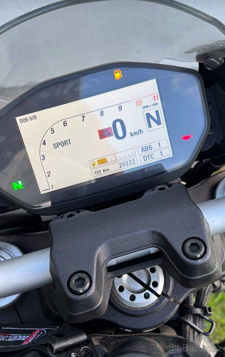 Ducati Monster 821 - 7