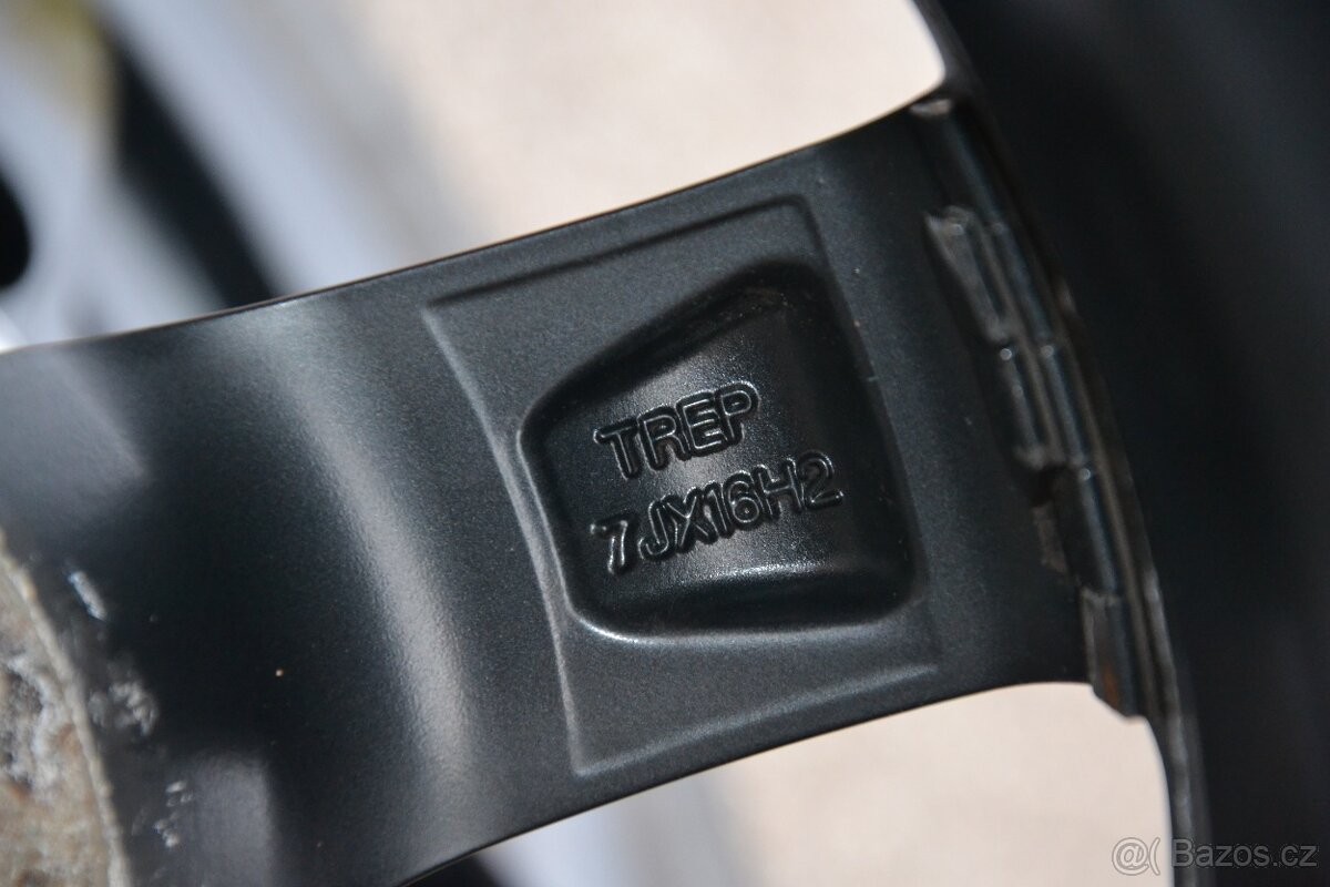 Sada obutých zimní Alu kol na Volvo 205/60R16 - 7