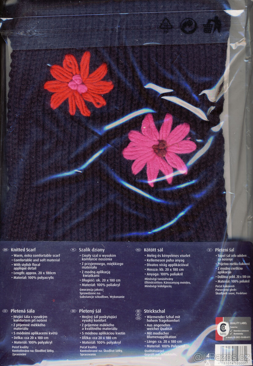 Pletené teplé dámské dva svetry, delší šaty a šála - 7