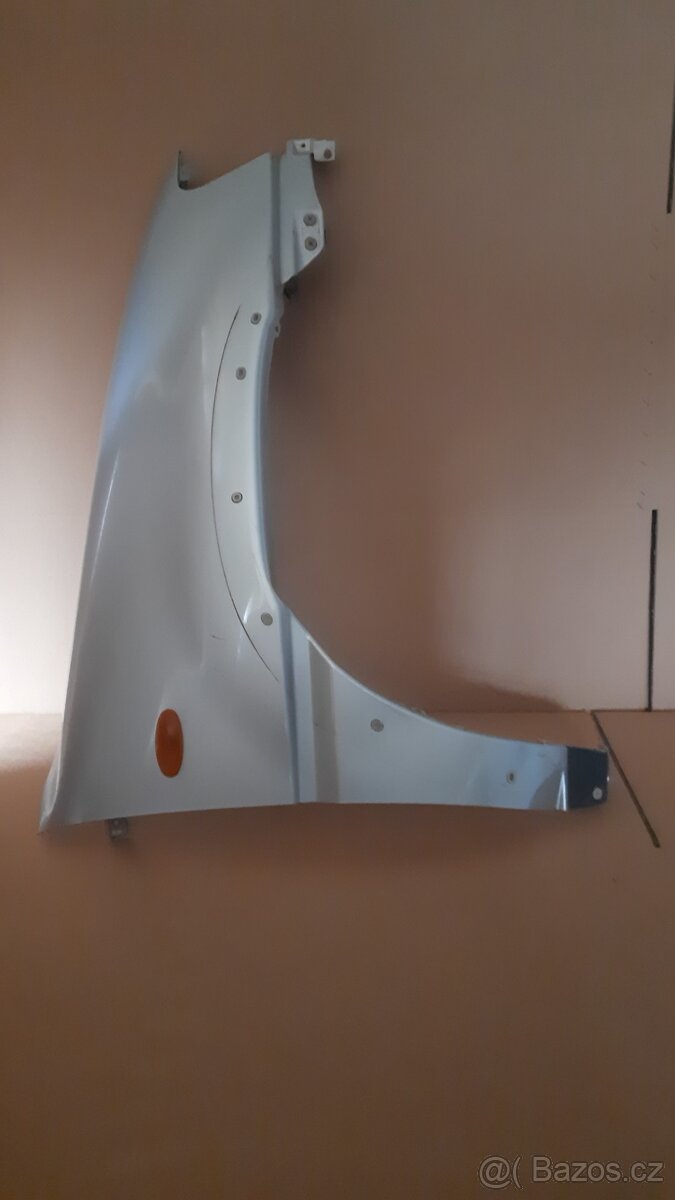 NISSAN TERRANO 2 Facelift – Blatníky přední - 7