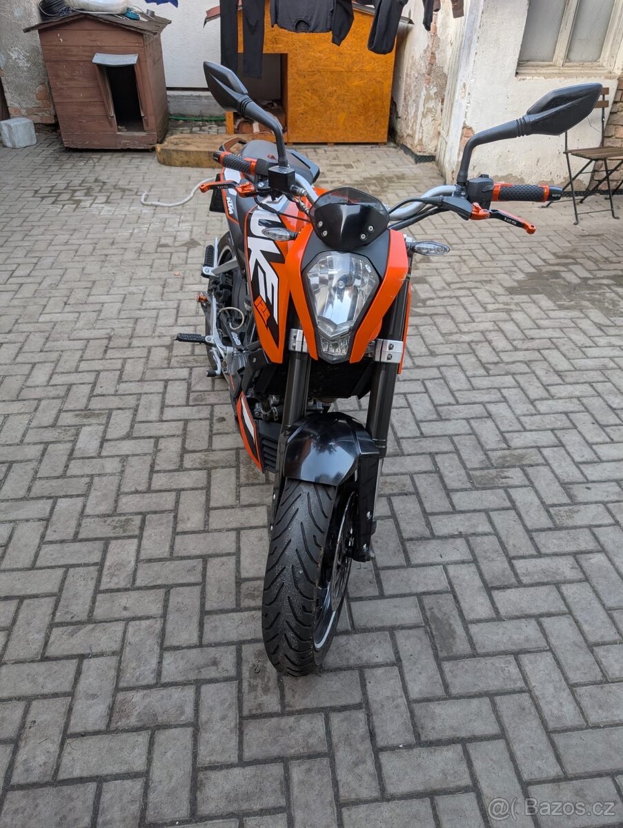 KTM Duke 125 r. 2012 - 7