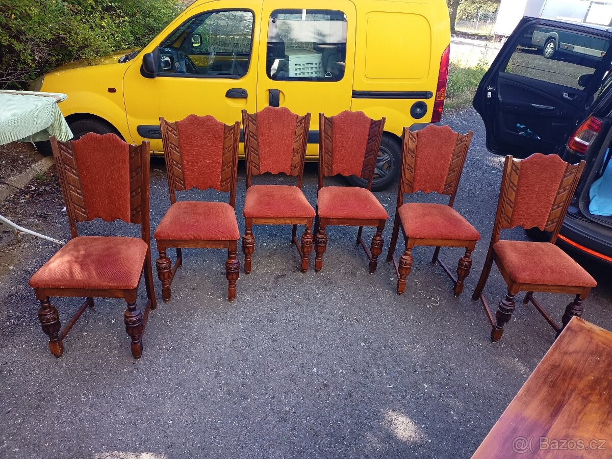 Prodám krásnou antik jídelní sestavu-stůl rozkládací+6 x žid - 7