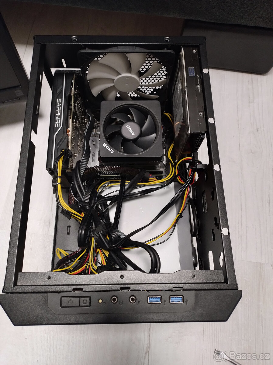 PC mini set Ryzen 3 2200G + ZDARMA Monitor LG - 7