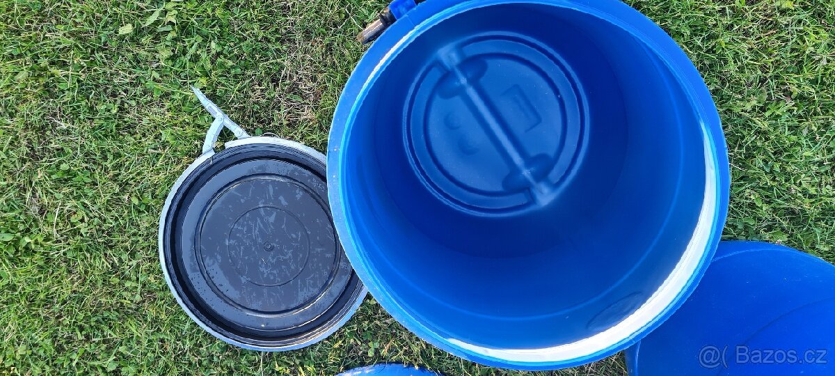 Plastové a plechové sudy - 7