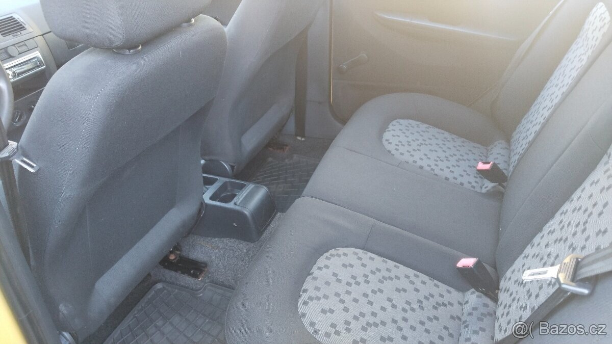 fabia combi 1,4 16V - 7