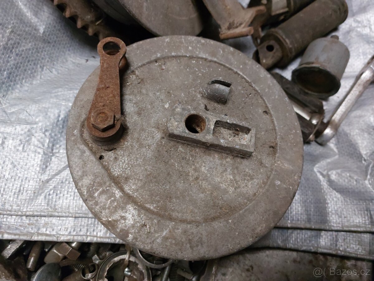 Vyklizeni, moto dily - 7