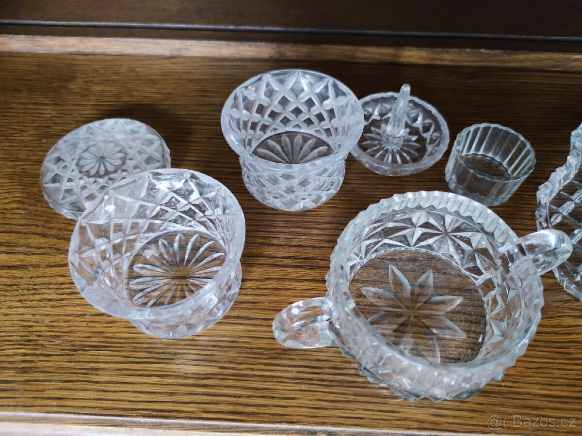 Broušené sklo vintage-ruzné - 7