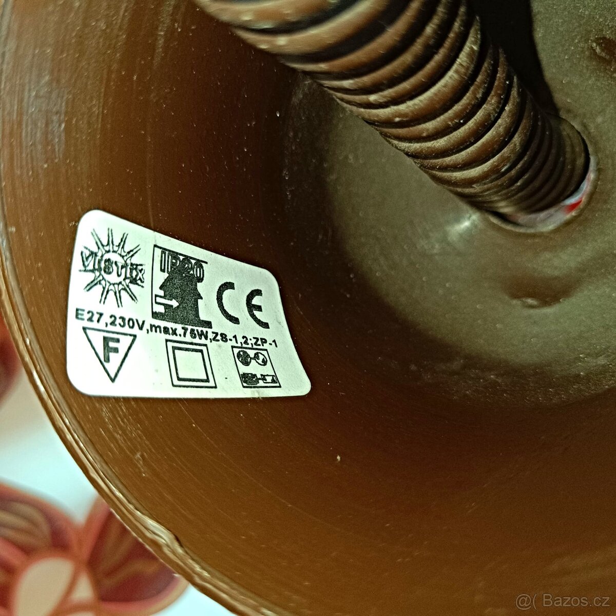 Prodám levně lustr. Plast béžovo/hnědý. - 7