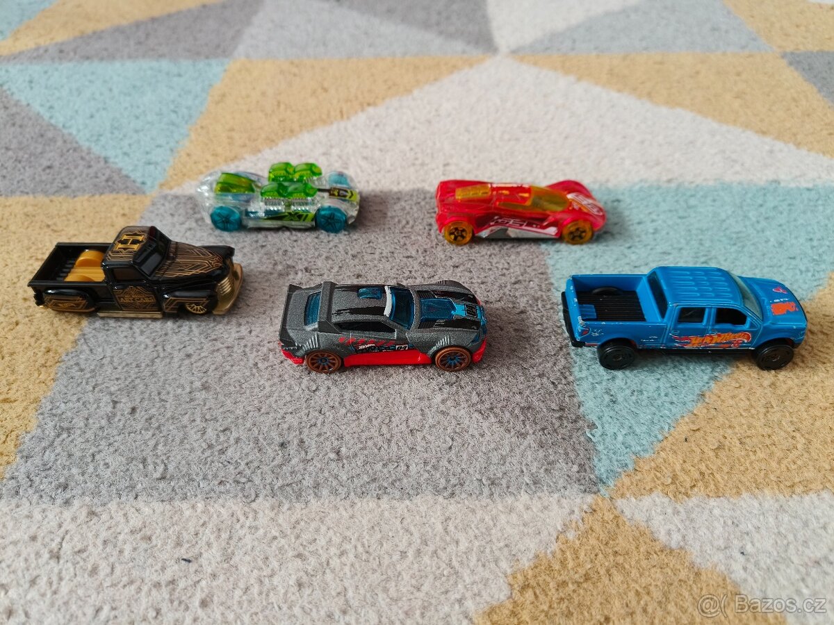 Hot Wheels dráha a auta - 7