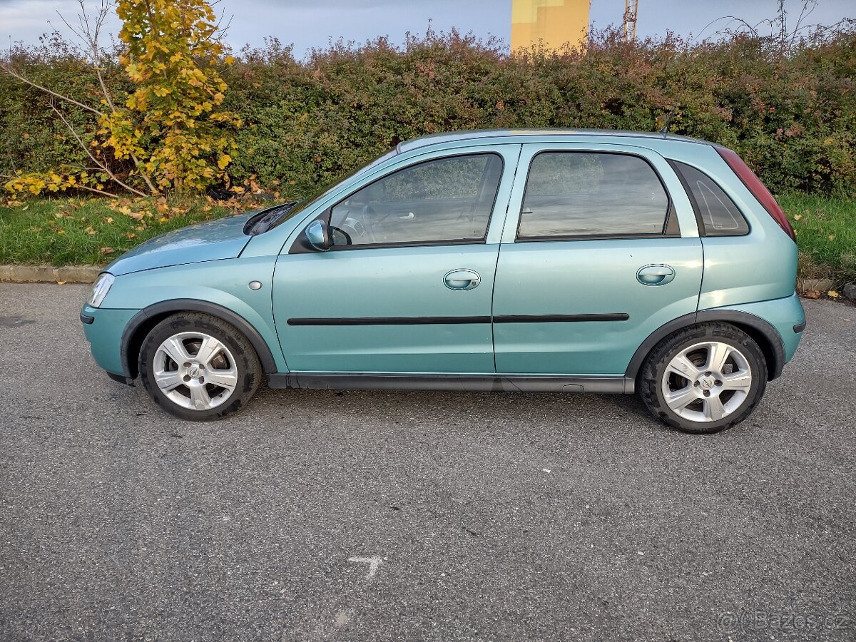Opel Corsa 1,4i Twinport 66kW, r.v.2004, 166000 km - 7