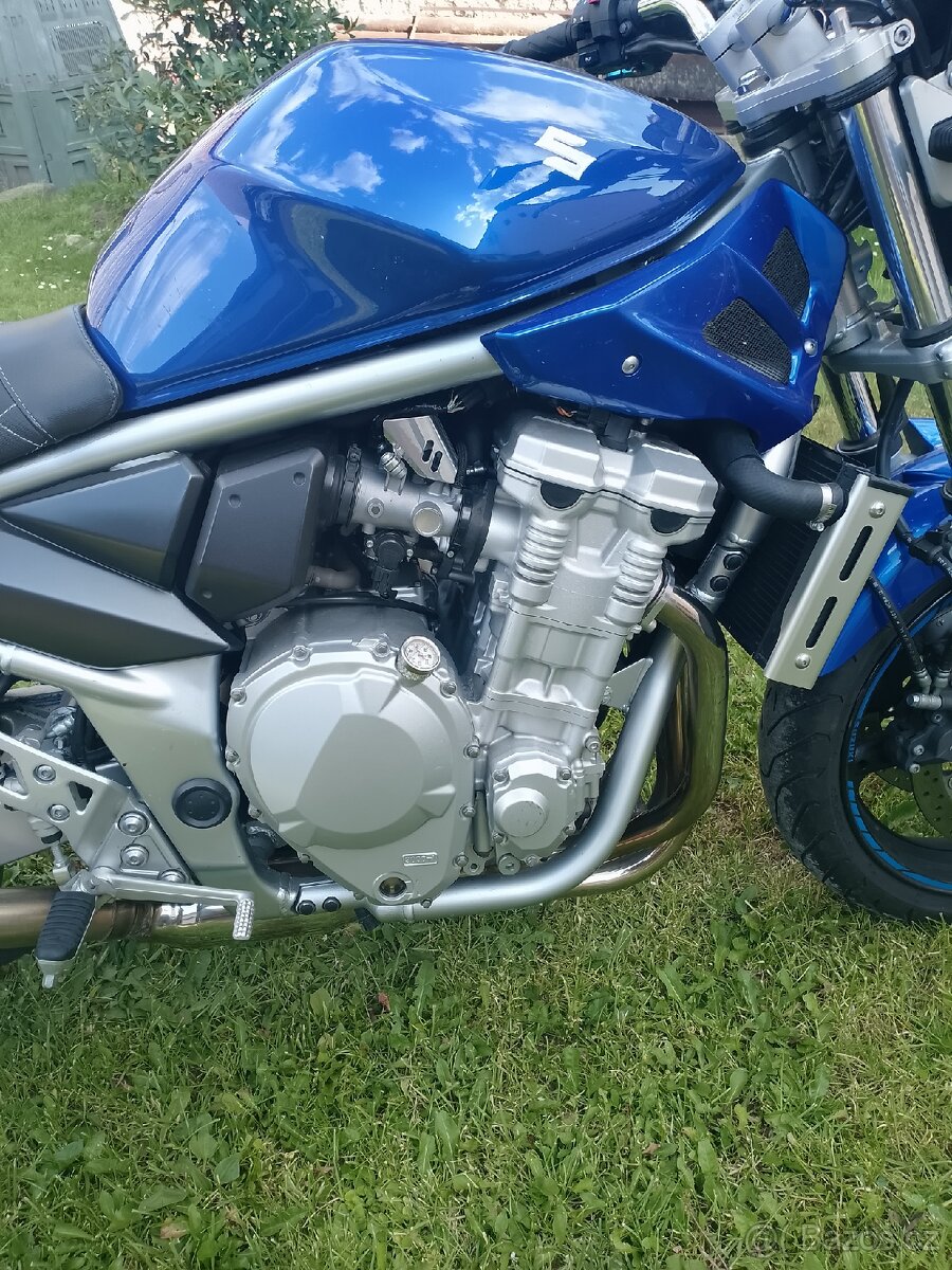 Suzuki Bandit 650 - 7