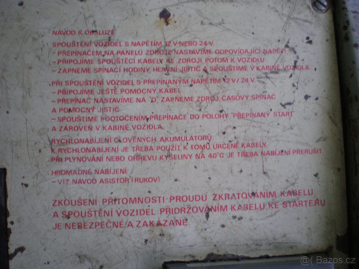 nabíjecí + startovací vozík zn.Rukov - 7