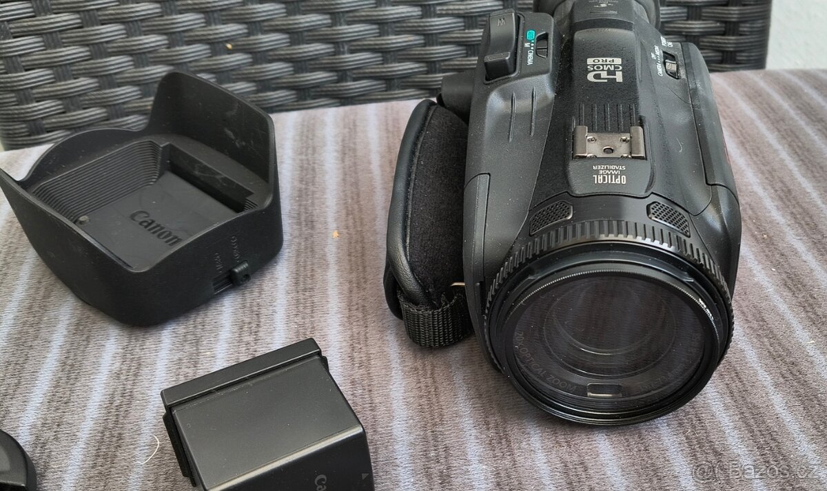 video kamera Canon HF G40 + příslušenství - 7