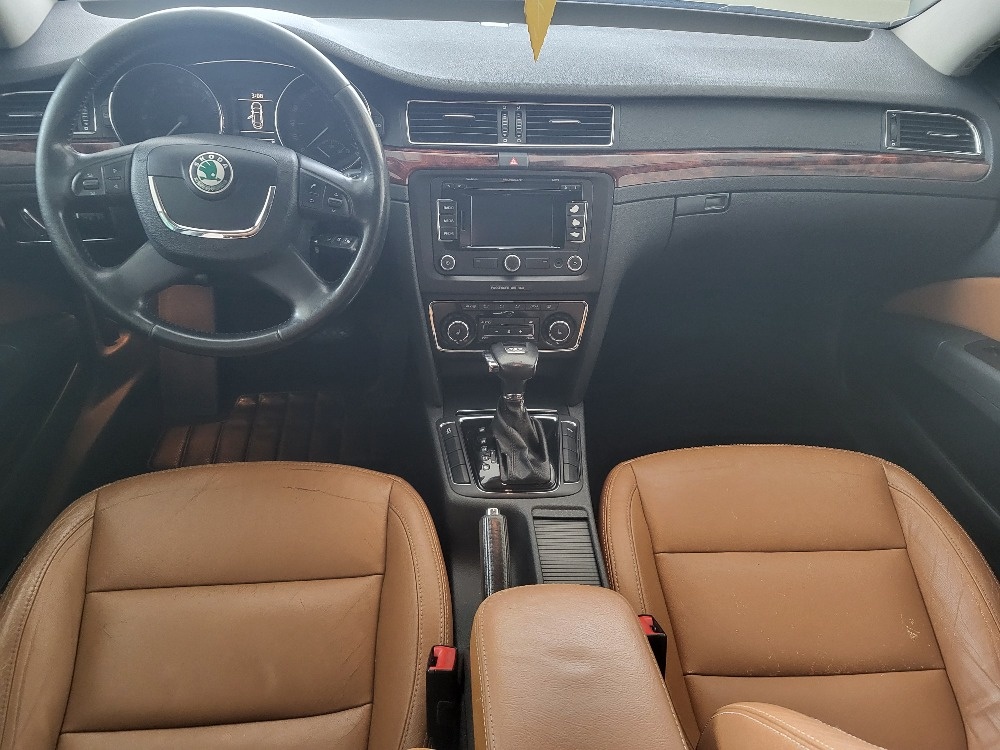 Škoda Superb 2.0 TDI Elegance,2012,DSG - 7