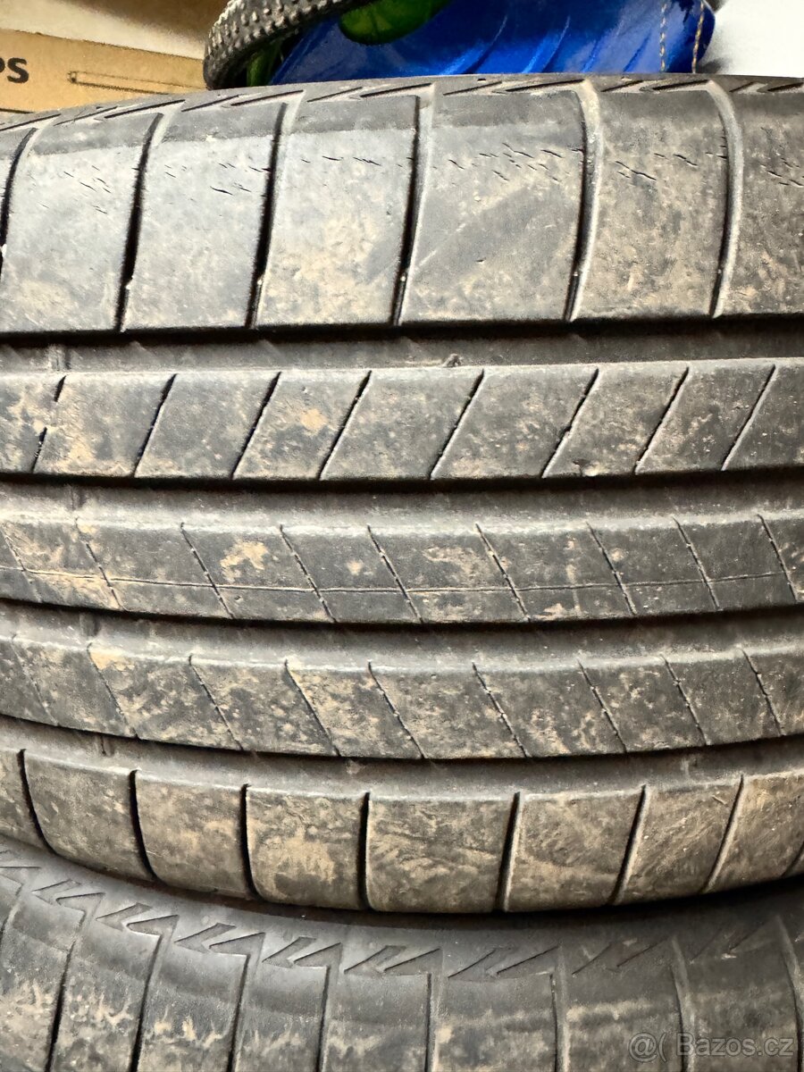 Pneu Bridgestone 235/50 R20 a 255/45 R20 na Škoda Enyaq - 7