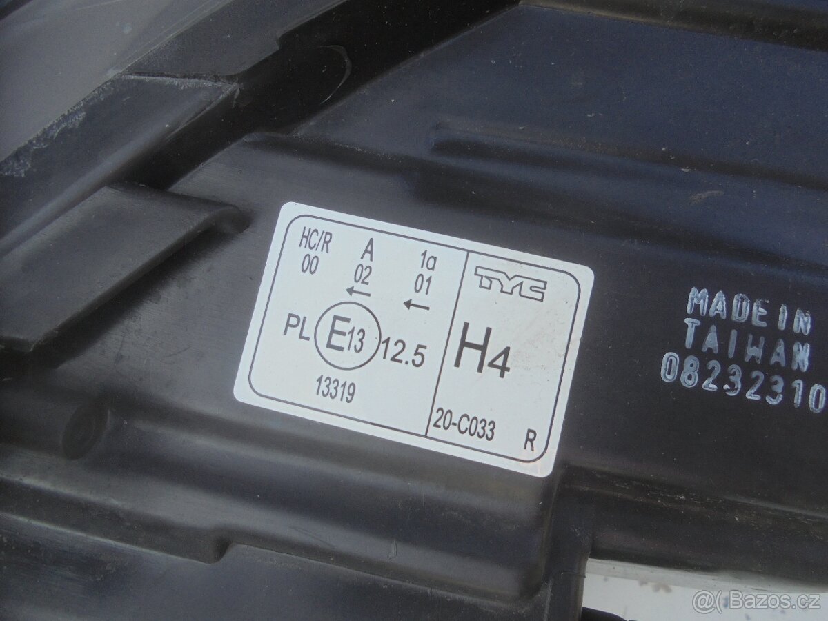 Zpět na výpis VW POLO 6R - přední světla H4 - 7