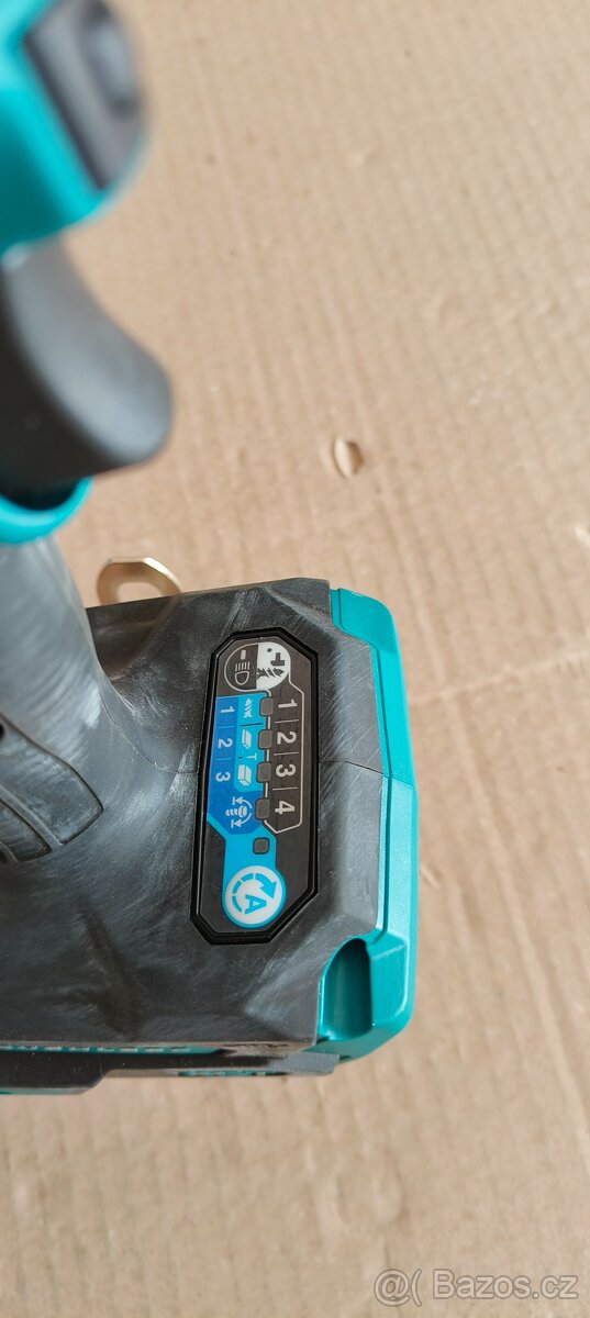 MAKITA RÁZOVÝ ŠROUBOVÁK TD001GZ02 S KUFREM - 7