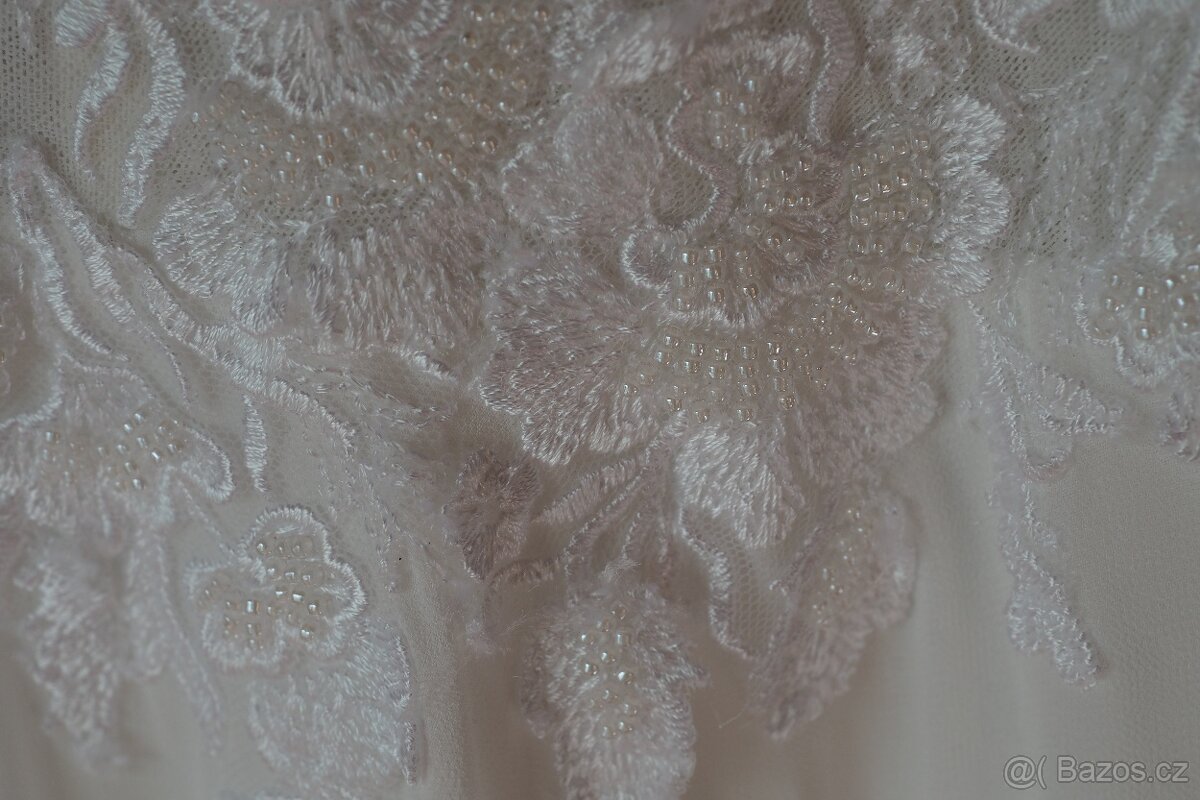 Prodám svatební šaty, vel. 38 - 7