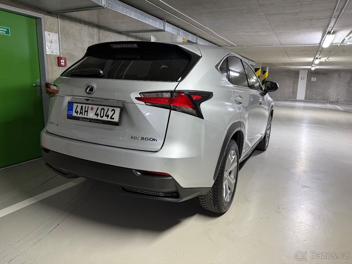 Lexus NX300h,4X4,9/2014,65728km,ČR,1.MAJ,SERVIS,LUXURY - 7