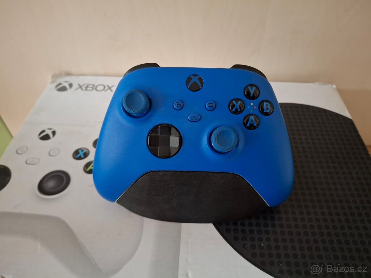 XBOX SERIES S 1,5 TB + 2 ovladače - 7