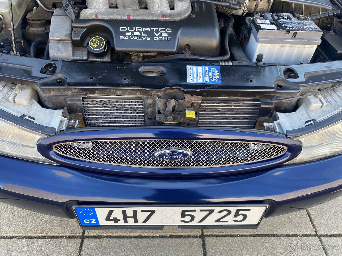 Ford Mondeo 2,5 V6 125 kW - 7