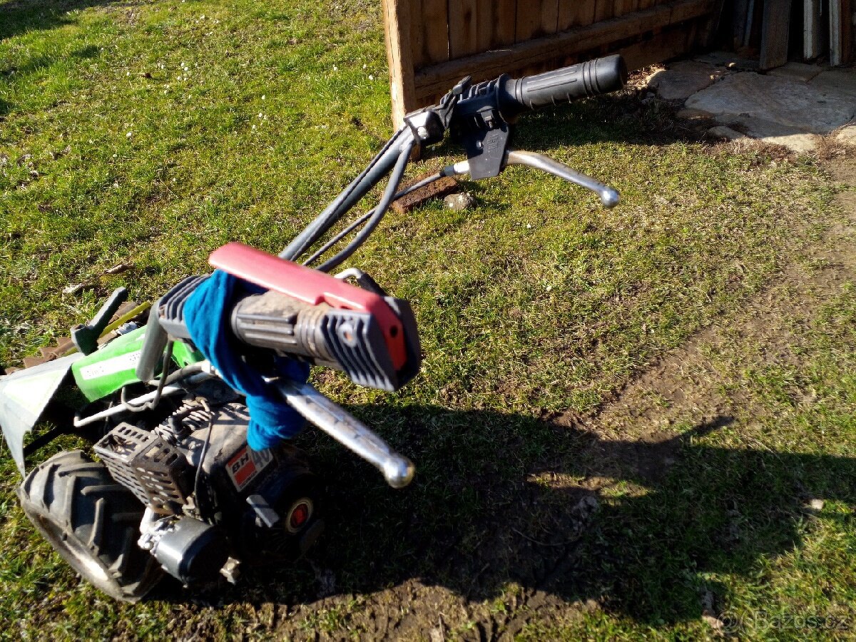 LIŠTOVÁ SEKAČKA - 7