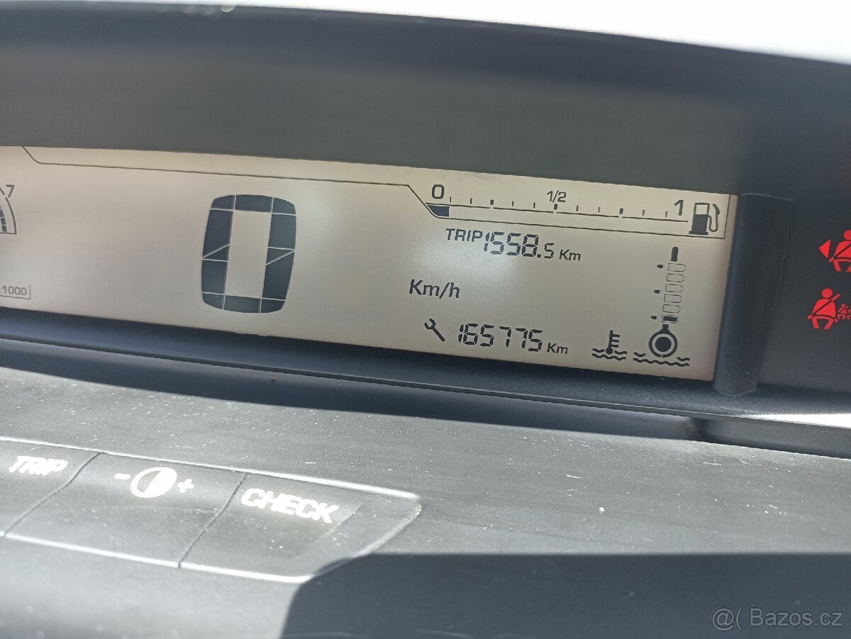 Citroen C4 - 7