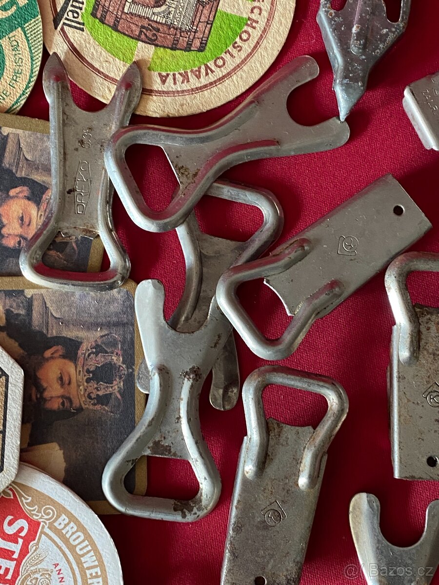 pivní tácek starý pivní tácek otvírák na pivo pivní láhev - 7