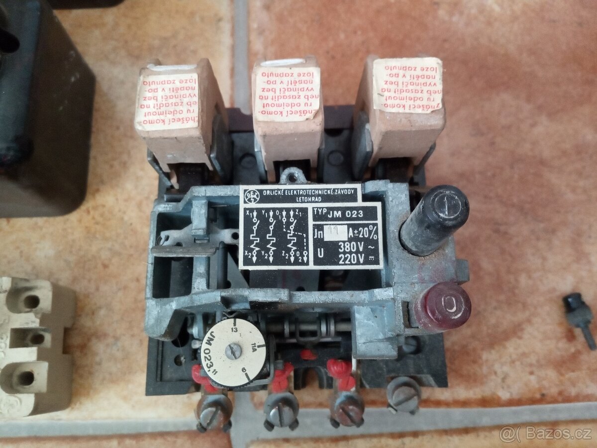 Bakelitová elektroinstalace - 7